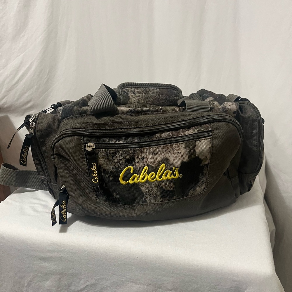 Cabela's Camouflage Camera/Hunting Men's Bag - Black and Gray
